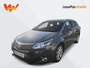 SE VENDE TOYOTA AVENSIS 120D ADVANCE - MADRID - (MADRID)