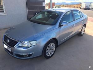 VOLKSWAGEN Passat 2.0 TDI 140cv Advance 4p.