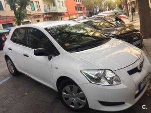 TOYOTA Auris 1.4 D4D DPF Active 5p.