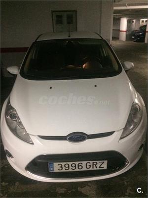 FORD Fiesta 1.4 Titanium Auto 5p.