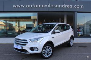 FORD Kuga 2.0 TDCi 110kW 4x4 ASS Titanium Powers. 5p.