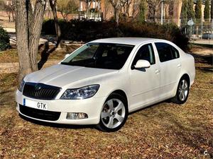 SKODA Octavia 2.0 TDI DSG Executive 5p.