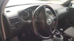 VOLKSWAGEN Golf 1.9 TDi Advance 130CV 5p.