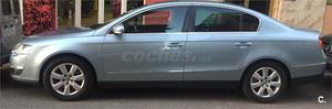 VOLKSWAGEN Passat 2.0 TDI DPF Sportline 4p.