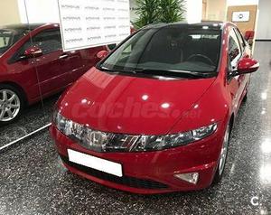 HONDA Civic 1.8 iVTEC Executive Textil 5p.