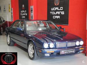 JAGUAR Serie XJ XJR 4.0 SUPERCHARGED 4p.