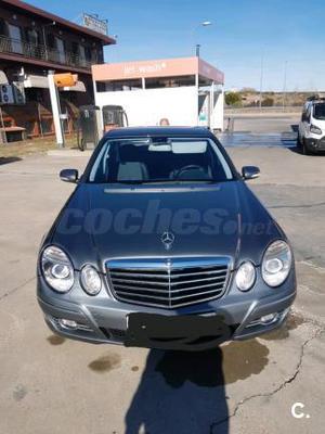 MERCEDES-BENZ Clase E E 320 CDI AVANTGARDE AUTO 4p.