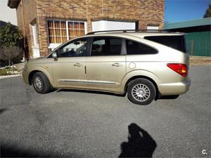 SSANGYONG Rodius 270Xdi Limited 5p.