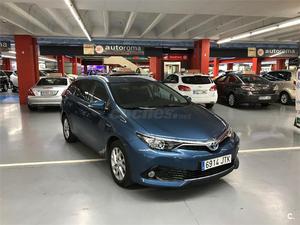 TOYOTA Auris H Active Touring Sports 5p.