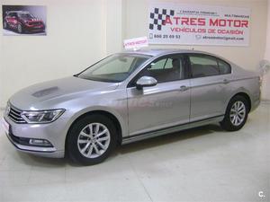 VOLKSWAGEN Passat BlueMotion 1.6 TDI 120CV 4p.