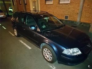 VOLKSWAGEN Passat Variant 1.9 TDi Advance 130CV 5p.