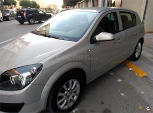 OPEL Astra 1.6 Enjoy 5p.