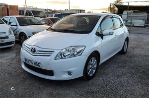 TOYOTA Auris 1.4 D4D DPF Active Eco 5p.