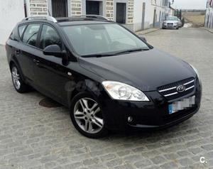 KIA ceed Sporty Wagon 2.0 CRDi Emotion 5p.