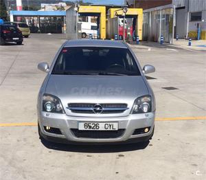 OPEL Vectra GTS 3.0 V6 CDTi 5p.