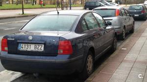 VOLKSWAGEN Passat 1.9 TDi Edition 100CV 4p.