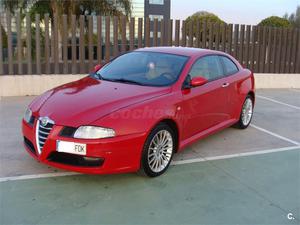 ALFA ROMEO GT 2.0 JTS Selespeed Distinctive 3p.