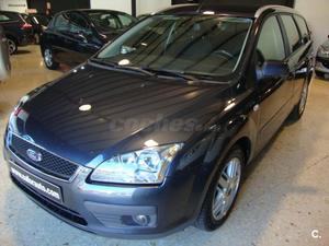 FORD Focus 2.0 Ghia Sportbreak 5p.