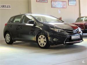 TOYOTA Auris 90D Active 5p.