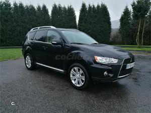 MITSUBISHI Outlander 220 DID SST Kaiteki 5p.