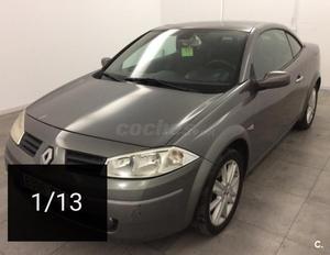 RENAULT Megane COUPECABR. CONFORT DYNAMIQUE v 2p.