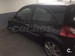 RENAULT Megane LUXE DYNAMIQUE 1.9DCI 3p.