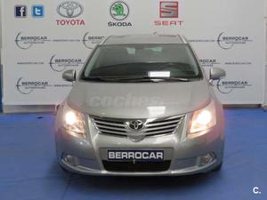 TOYOTA Avensis 2.0 D4D Advance Cross Sport 5p.