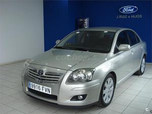 TOYOTA Avensis 2.2 D4D Executive 4p.