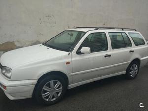 VOLKSWAGEN Golf 1.6 AUTO CONCEPTLINE VARIANT 5p.