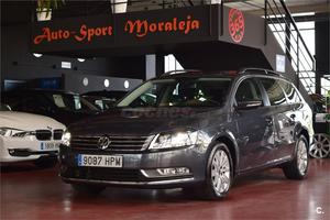 VOLKSWAGEN Passat Variant 2.0 TDI 140 Advance BMotion Tech