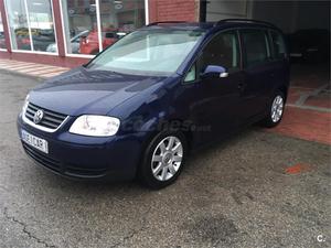 VOLKSWAGEN Touran 2.0 TDI ADVANCE 5p.