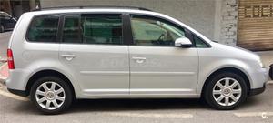 VOLKSWAGEN Touran 2.0 TDI DSG ADVANCE 5p.