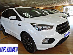 FORD Kuga 2.0 TDCi 110kW 4x2 ASS STLine 5p.