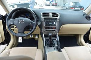 LEXUS IS 220d Premium MY10 4p.