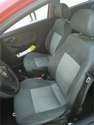 SEAT Ibiza 1.4i 16v 75 CV COOL 3p.