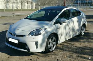 TOYOTA Prius 1.8 HSD ADVANCE 5p.