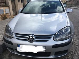 VOLKSWAGEN Golf 1.9 TDi Highline 5p.