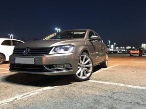 VOLKSWAGEN Passat 2.0 TDI 140cv Highline BlueMotion Tech 4p.