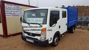Renault nissan cabstar doble cabina volquete