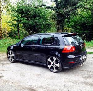 VOLKSWAGEN Golf 2.0 TDI 140cv Highline 3p.