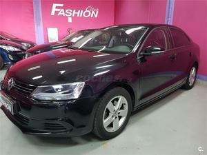 VOLKSWAGEN Jetta 1.6 TDI 105cv Advance Bluemotion Tech 4p.