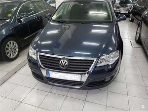 VOLKSWAGEN Passat Variant 2.0 TDI 140cv Highline 5p.