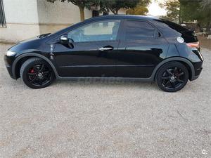 HONDA Civic 1.8 iVTEC Sport 5p.