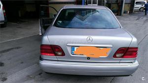 MERCEDES-BENZ Clase E E 290 TD 4p.