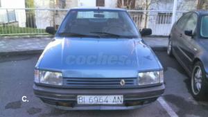 RENAULT R21 R TXE / TXE BROKER 4p.