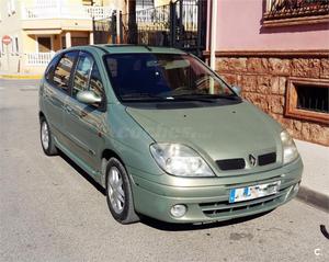 RENAULT Scénic LUXE PRIVILEGE 1.9DCI 5p.