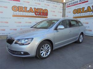 SKODA Superb Combi 2.0 TDI CR 140cv DSG Ambition 5p.