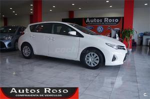 TOYOTA Auris 130 Active 5p.