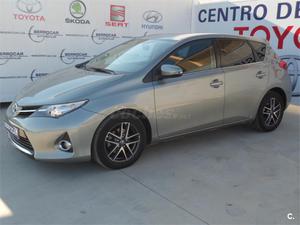 TOYOTA Auris D FEEL 5p.