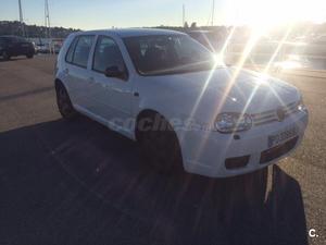 VOLKSWAGEN Golf 1.9 TDI CONCEPTLINE 5p.